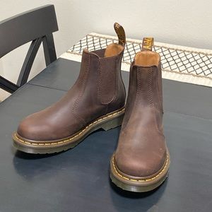 Dr Martens Unisex - Adult Chelsea Boot Men’s 7 Women’s 8